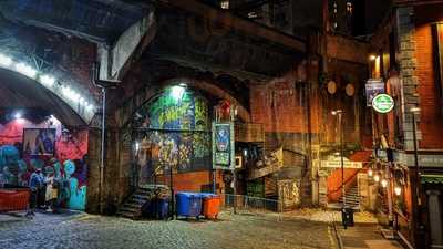 Mod's Veggie & Vegan Cafe At The Thirsty Scholar