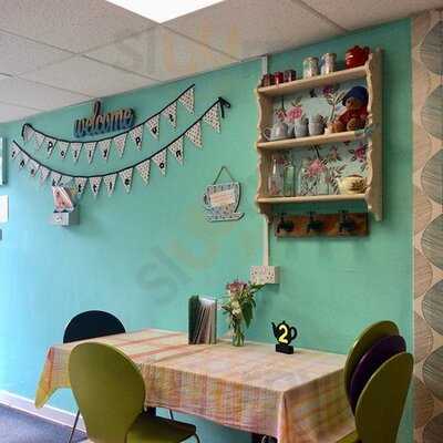 Polly Put The Kettle On