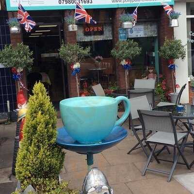 Polly Put The Kettle On