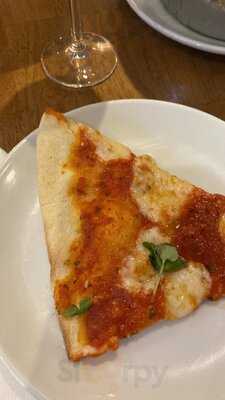 Roccos Italian Kitchen