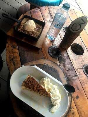 The Garden Dessert Lounge