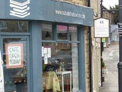 Outside The Box Cafe