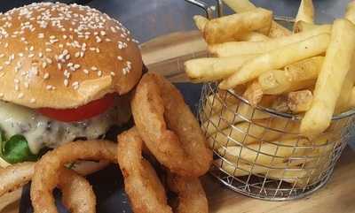 Royal Oak At Burton Leonard