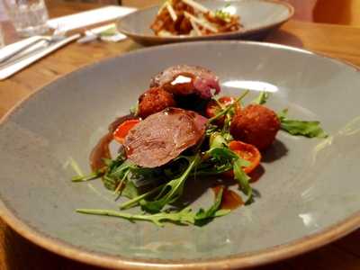 Fika Bar And Restaurant