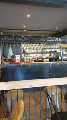 Edwins Of Hatfield Restaurant And Wine Bar