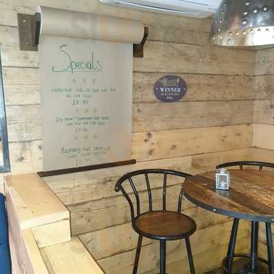 Edwins Of Hatfield Restaurant And Wine Bar