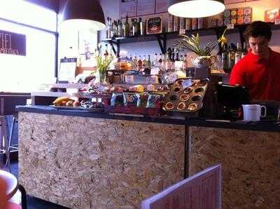 Appleby's Hearty English Refreshment