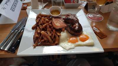 The Bear On The Square