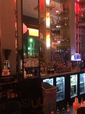 Montys Bar And Social