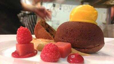 Cross Scythes Pub & Restaurant