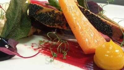 Cross Scythes Pub & Restaurant