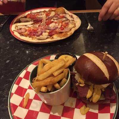Frankie & Benny's
