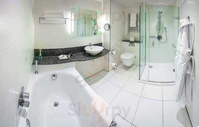 Afternoon Tea At Bedford Lodge Hotel