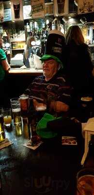 Clearys Irish Bar