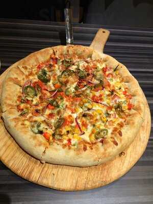 Jini Pizza Restaurant