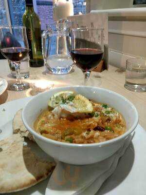 Nina's Wine Bar Bistro