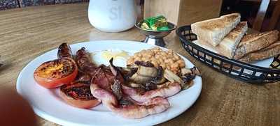 Saints Bar & Kitchen