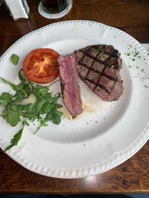 Caesars Arms Restaurant