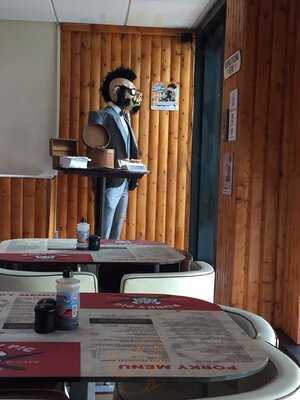 Porky Pig Street Food