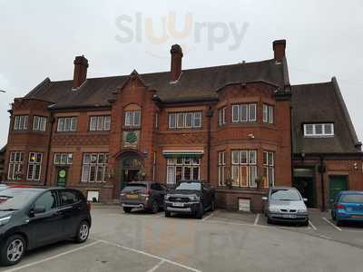 British Oak Public House