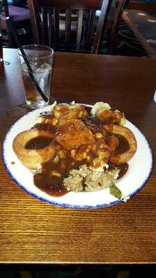 West Bulls Stonehouse Pizza & Carvery