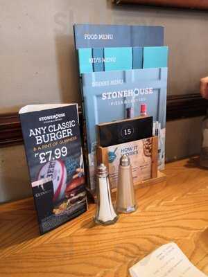 West Bulls Stonehouse Pizza & Carvery