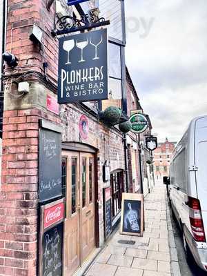 Plonkers Wine And Beer Bar