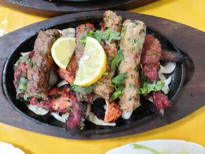 Desi Karahi & Grill