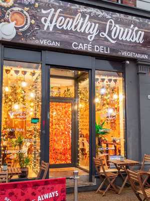 Ella Louise Bus Cafe