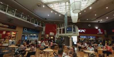 Le Petit Four Francais