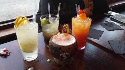 The Mixologist Cocktail & Wine Bar