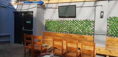 The Mixologist Cocktail & Wine Bar