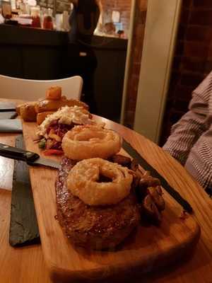 Number Twenty Bar And Grill