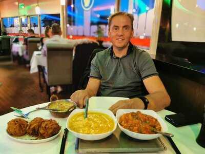 Red Mango Indian Restaurant