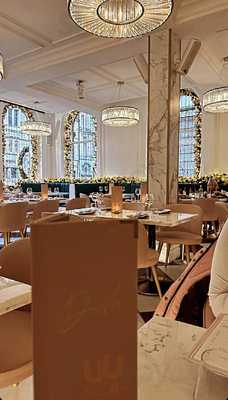 Dash Restaurant & Bar