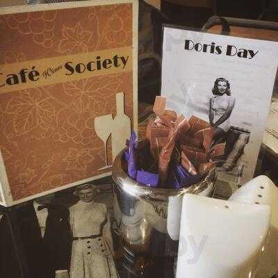 Cafe Society - Photo 7