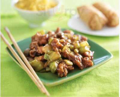 Lee's Chinese Takeaway