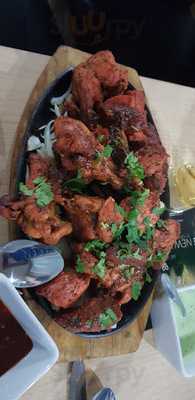 Triangle Diners Lounge