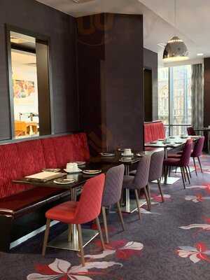 View Restaurant & Bar