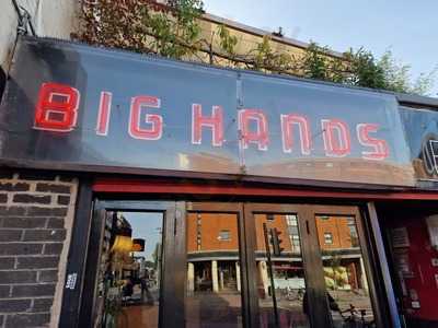 Big Hands Bar