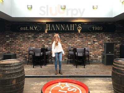 Hannah's Bar