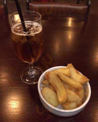 Everyman Bistro And Street Cafe