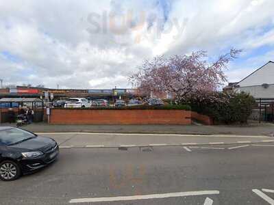 Jaylowz Cafe & Takeaway