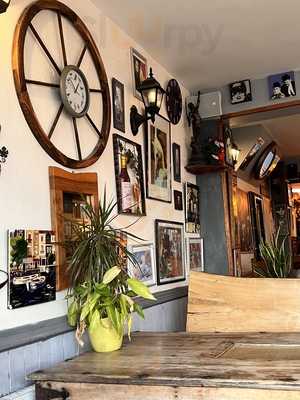 Breakfast At Tiffany's