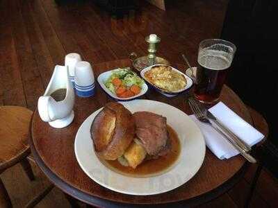 The Reindeer Pub & Kitchen