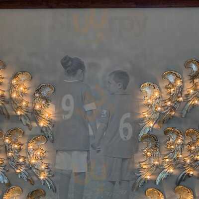 The No.9 Bar And Restaurant