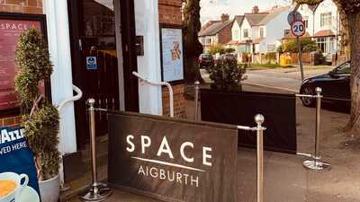 Space Coffee Restaurant And Bar