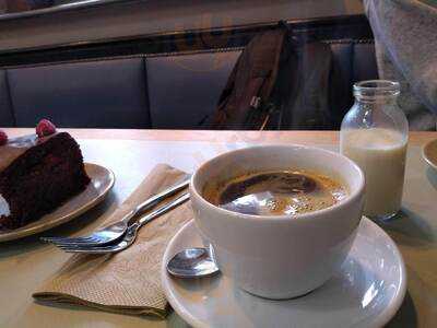 Caffeine & Co Longford Park