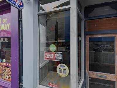 Omar's Grill House Restaurant & Bar