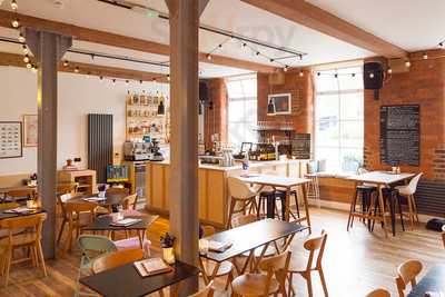 Grumpy's Bar & Wood Fired Pizza